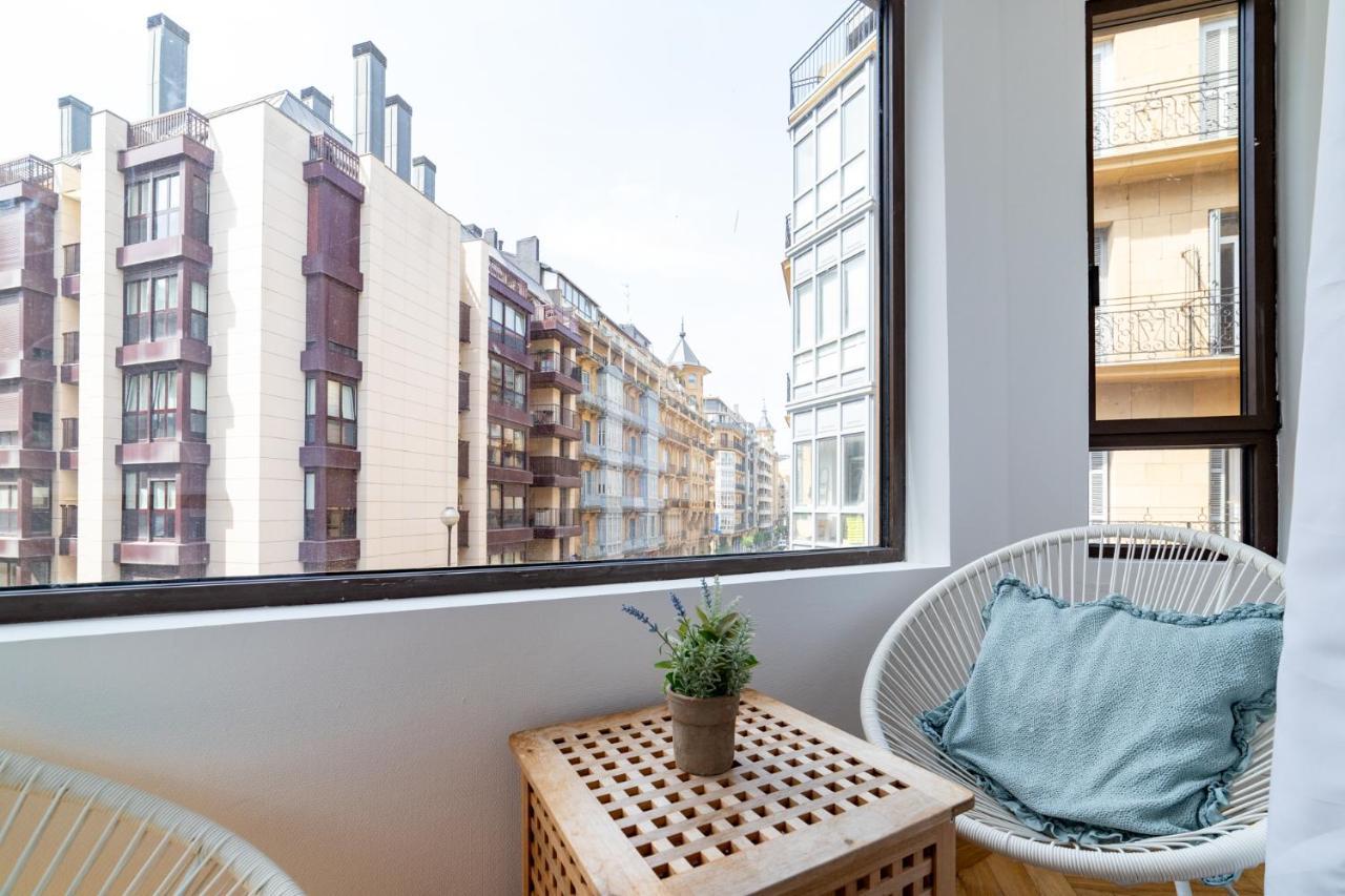 La Concha Cozy Balcony Apartment By Cisan Rentals San Sebastián Dış mekan fotoğraf