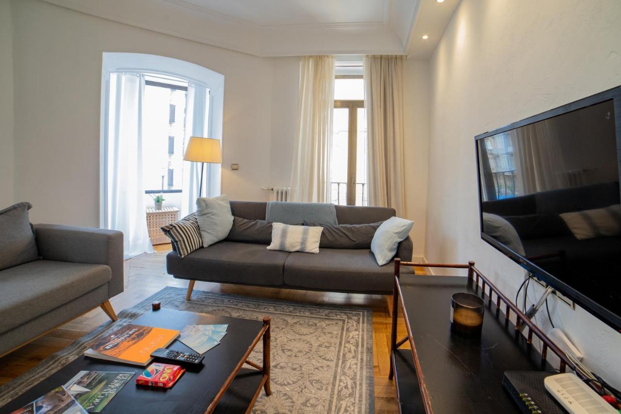 La Concha Cozy Balcony Apartment By Cisan Rentals San Sebastián Dış mekan fotoğraf