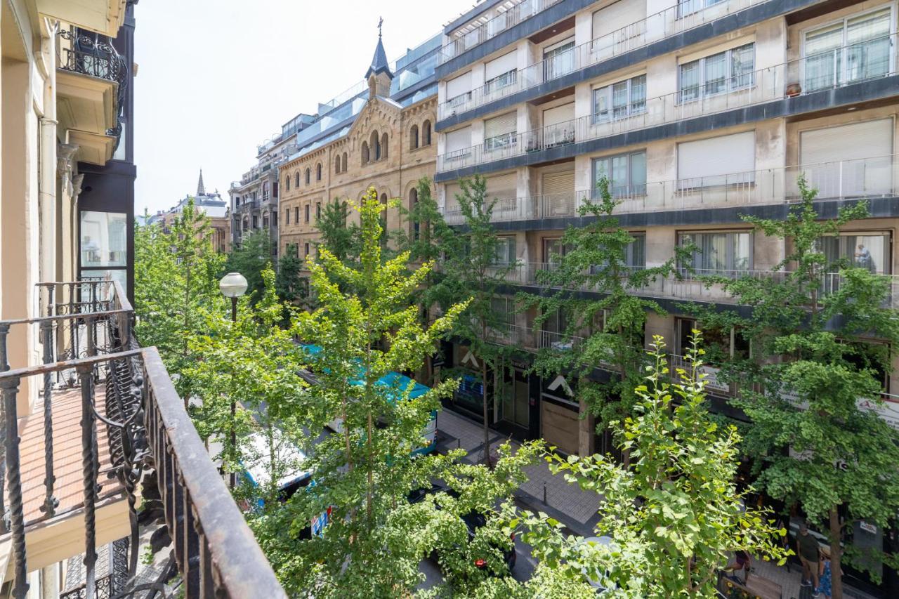 La Concha Cozy Balcony Apartment By Cisan Rentals San Sebastián Dış mekan fotoğraf