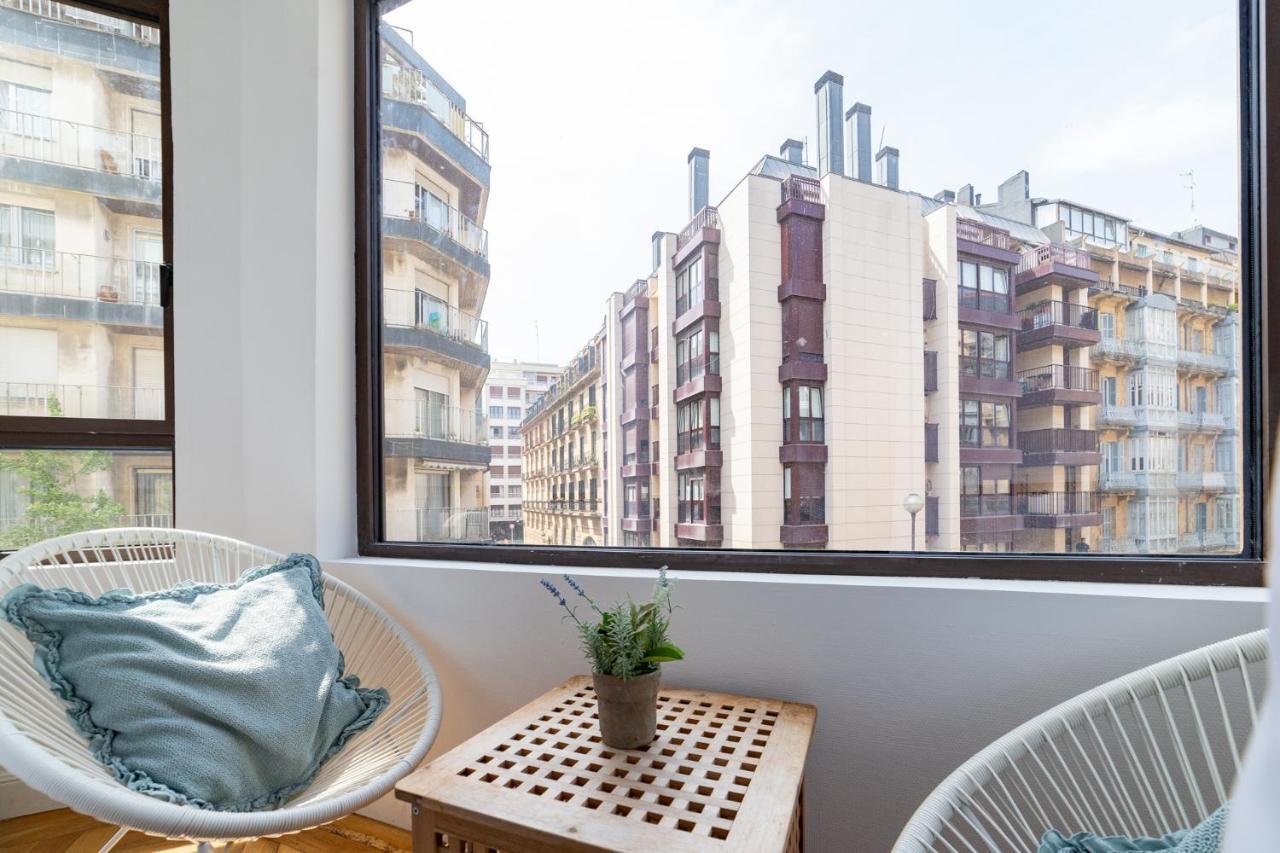 La Concha Cozy Balcony Apartment By Cisan Rentals San Sebastián Dış mekan fotoğraf